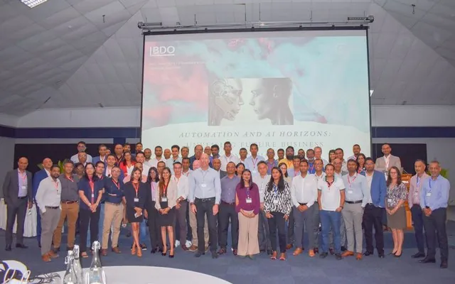 Olivier Gomez with attendees of the Automation and AI Horizons conference in Mauritius